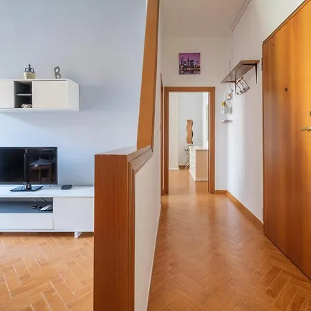 Apartment San Pietro House By